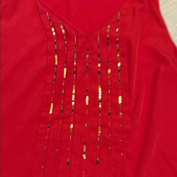 Red Sleeveless Top - Picture 6 of 12